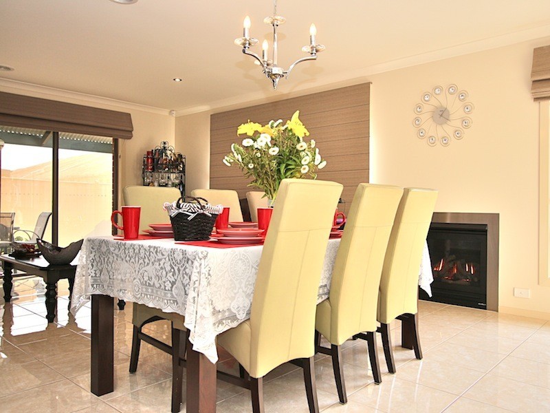 9 Rock Daisy Drive, Cranbourne VIC 3977