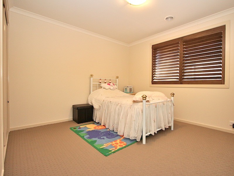 9 Rock Daisy Drive, Cranbourne VIC 3977