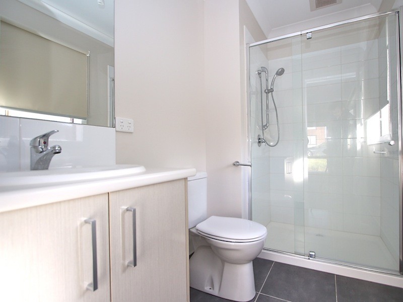 9 Bay Vista, Pakenham VIC 3810