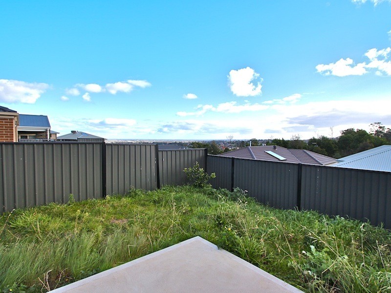 9 Bay Vista, Pakenham VIC 3810