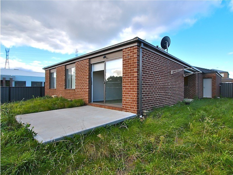 9 Bay Vista, Pakenham VIC 3810