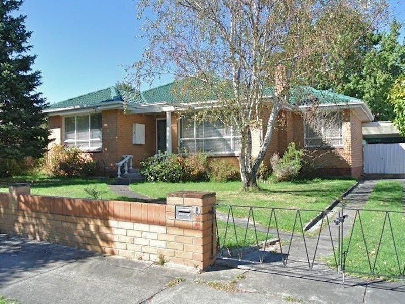 8 Debbie Street, Mount Waverley VIC 3149