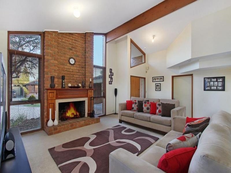 9 Milbray Close, Wantirna South VIC 3152