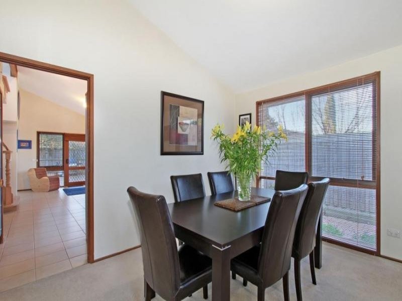 9 Milbray Close, Wantirna South VIC 3152