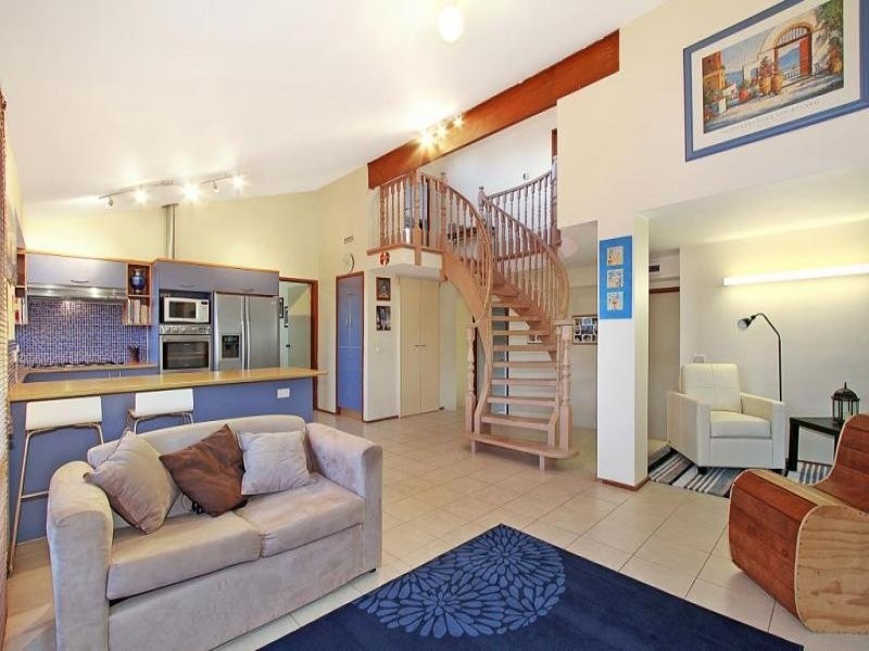 9 Milbray Close, Wantirna South VIC 3152