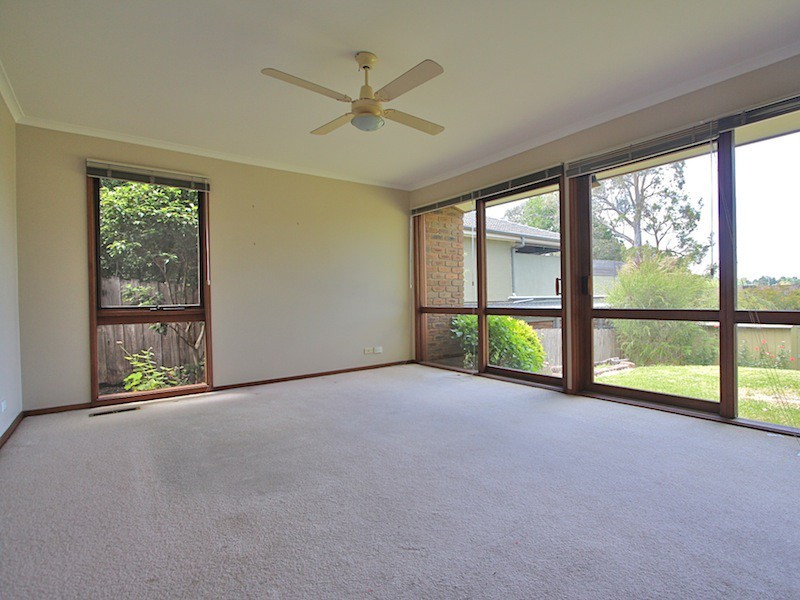 9 Outlook Drive, Berwick VIC 3806