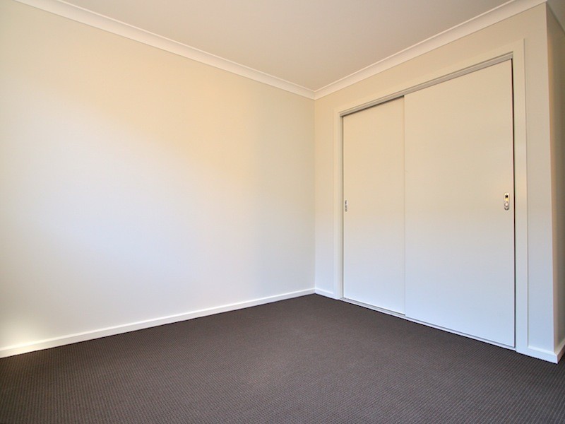 36 Ferrari Drive, Cranbourne East VIC 3977