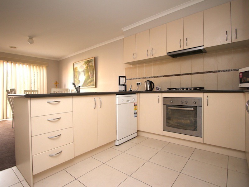 18 Fleur Court, Narre Warren South VIC 3805