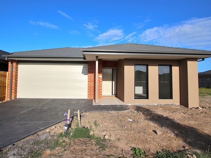 40 Verdant Avenue, Officer VIC 3809