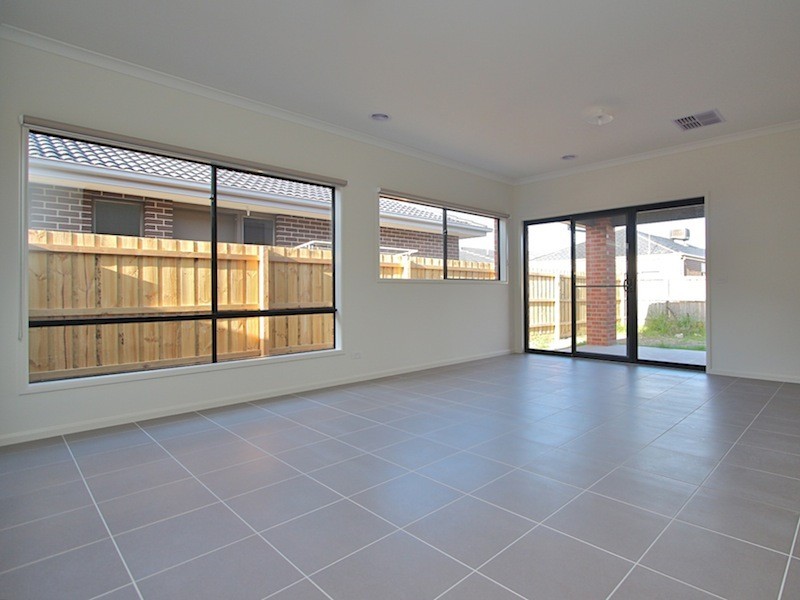 40 Verdant Avenue, Officer VIC 3809