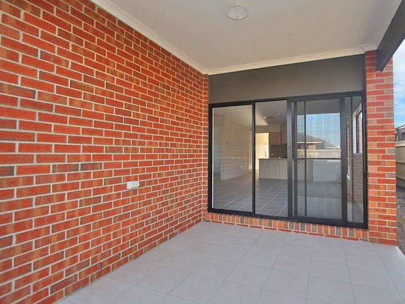 40 Verdant Avenue, Officer VIC 3809