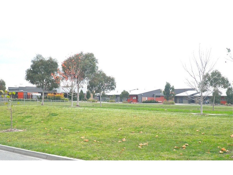 44 Salvia Avenue, Pakenham VIC 3810