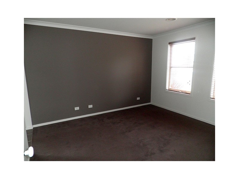 29 Syme Road, Pakenham VIC 3810