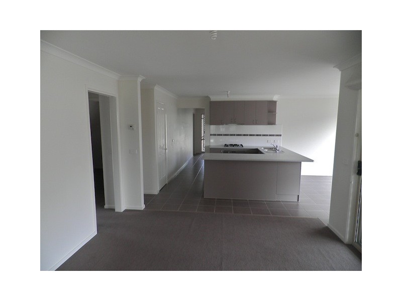 29 Syme Road, Pakenham VIC 3810