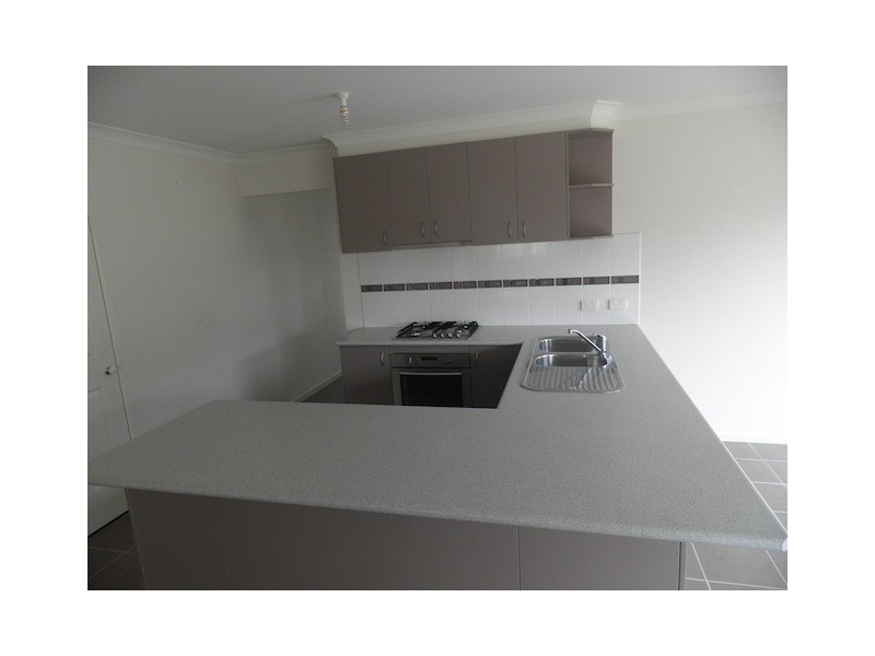 29 Syme Road, Pakenham VIC 3810