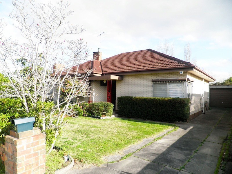 6 Snodgrass Street, Pakenham VIC 3810