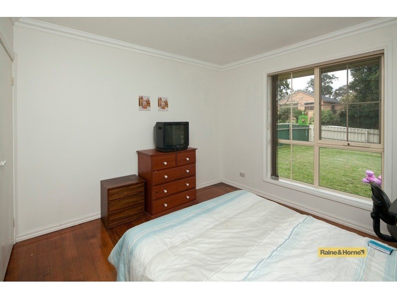 7 Deveney Street, Pakenham VIC 3810