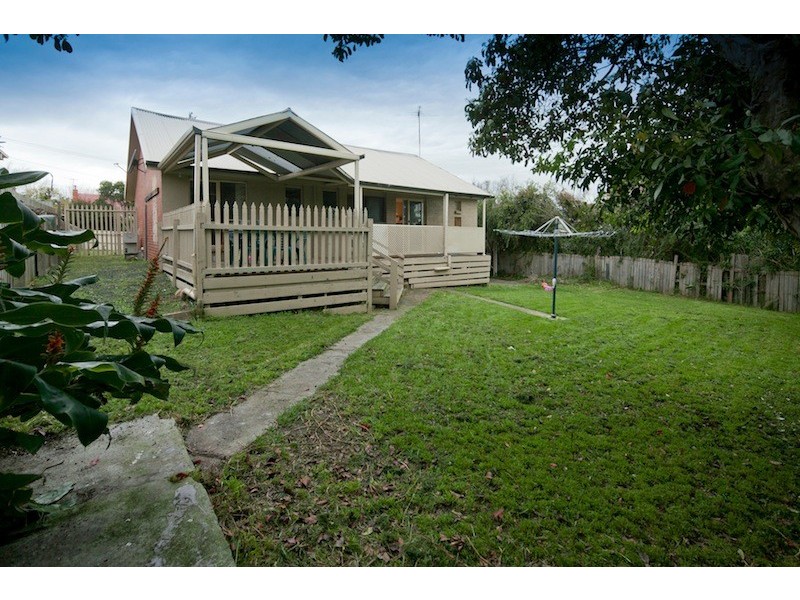 7 Deveney Street, Pakenham VIC 3810