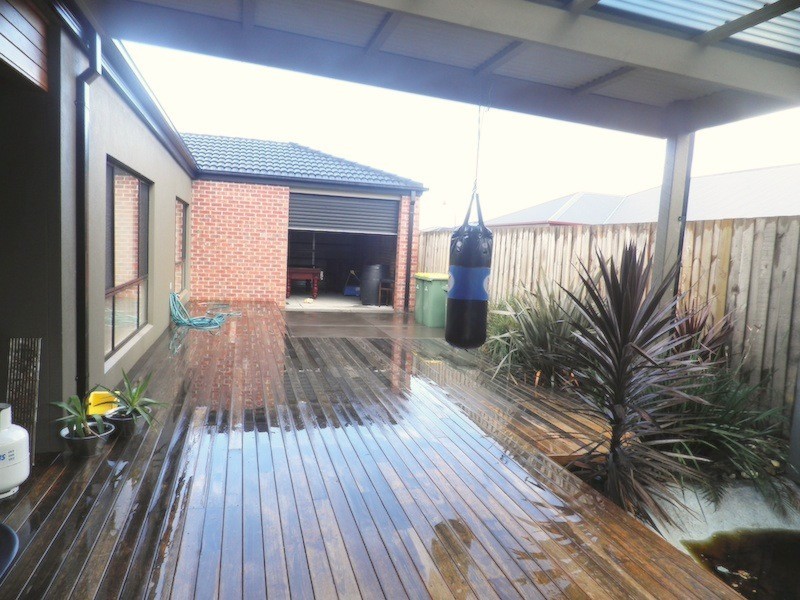 35 Red Gum Circuit, Pakenham VIC 3810