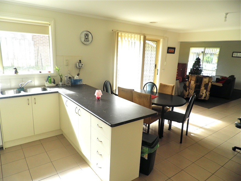 48 Manna Gum Drive, Pakenham VIC 3810