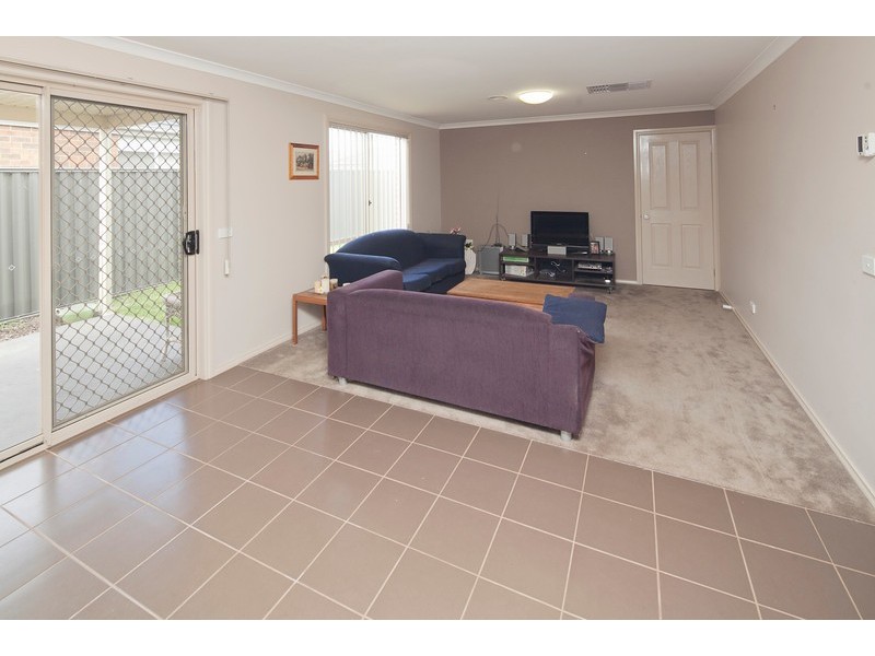 4 Burdekin Lane, Pakenham VIC 3810