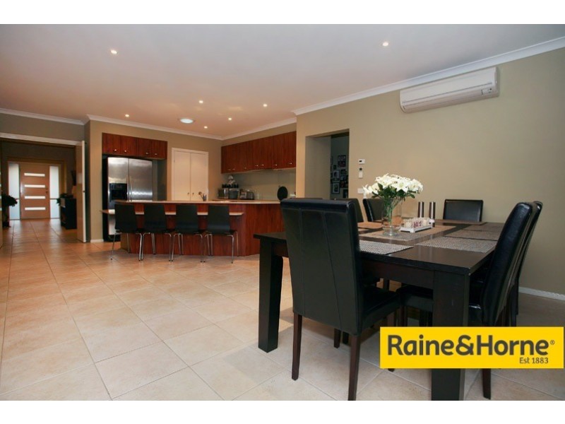 22 Adriana Circuit, Cranbourne South VIC 3977