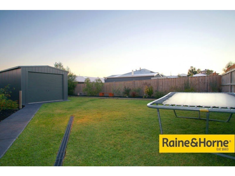 22 Adriana Circuit, Cranbourne South VIC 3977