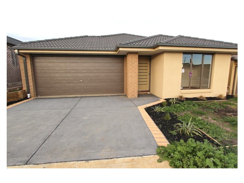 Pakenham VIC 3810