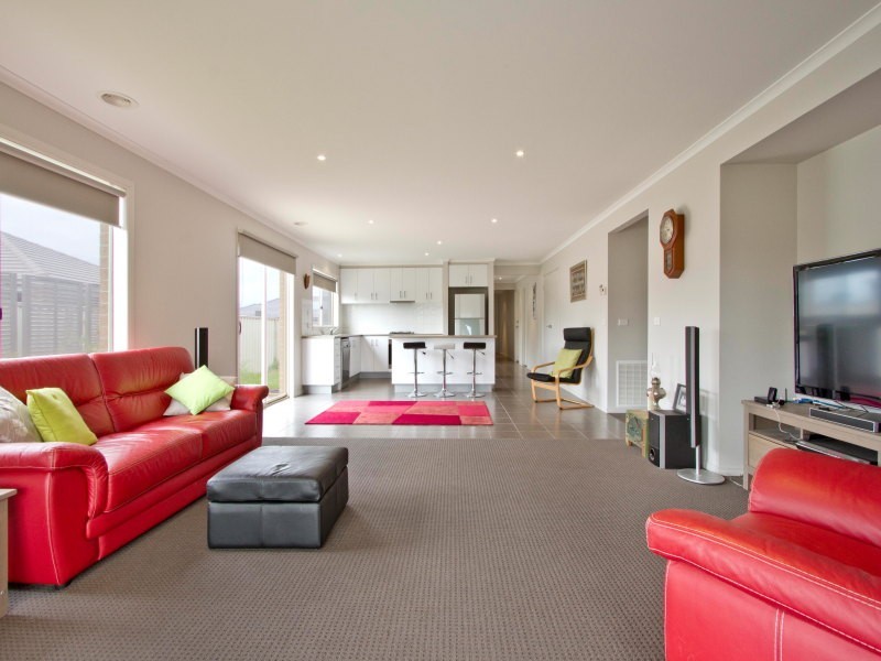 19 Serenity Street, Pakenham VIC 3810