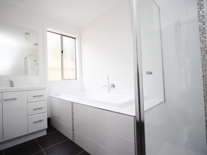 3/155 Ahern Road, Pakenham VIC 3810