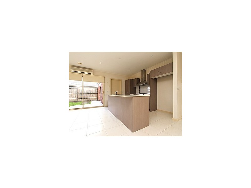 3 Red Gum Cct, Pakenham VIC 3810