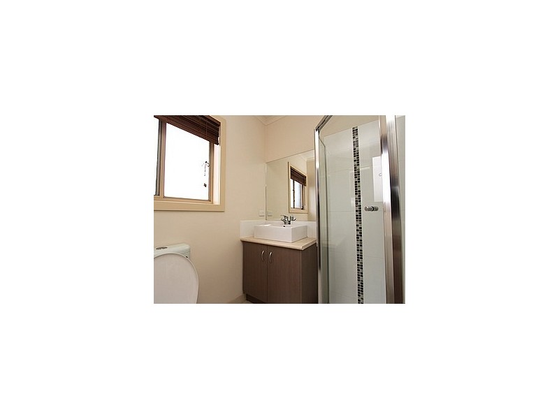 3 Red Gum Cct, Pakenham VIC 3810