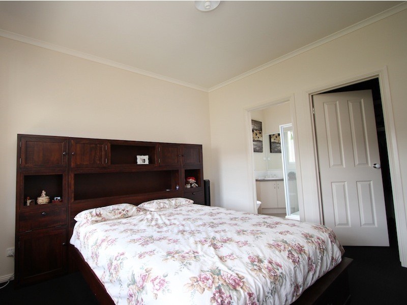 38 Ayesha Rise, Pakenham VIC 3810