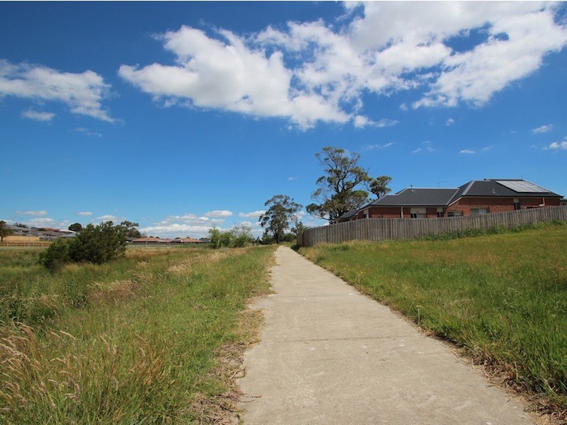 38 Ayesha Rise, Pakenham VIC 3810