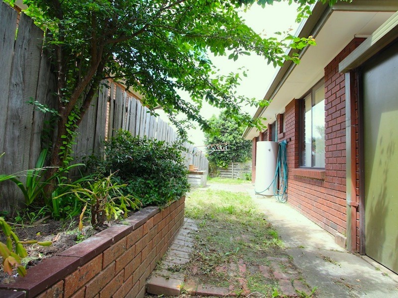 Unit 5/9 Kevis Court, Garfield VIC 3814