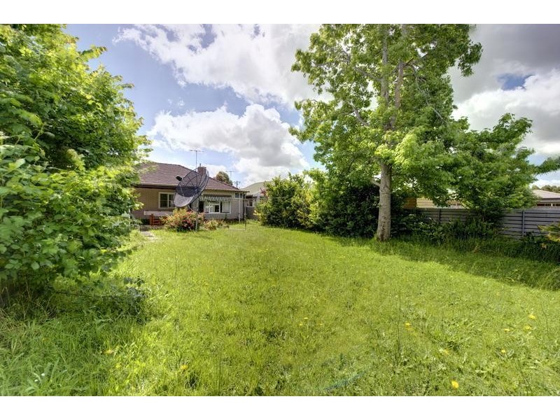 6 Snodgrass Street, Pakenham VIC 3810