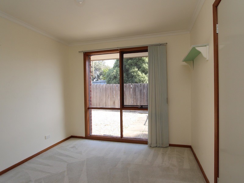 28 Bridle Place, Pakenham VIC 3810