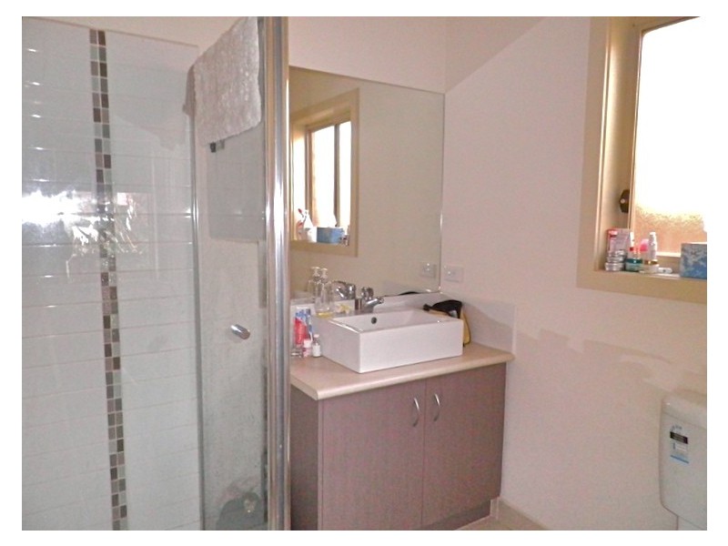 38 Pomegranate Way, Pakenham VIC 3810