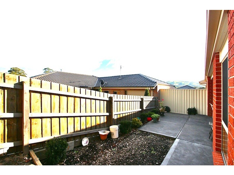 4 Penarie Place, Pakenham VIC 3810