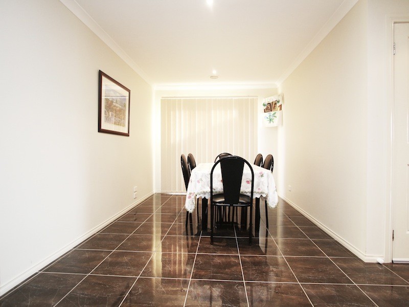 4 Penarie Place, Pakenham VIC 3810