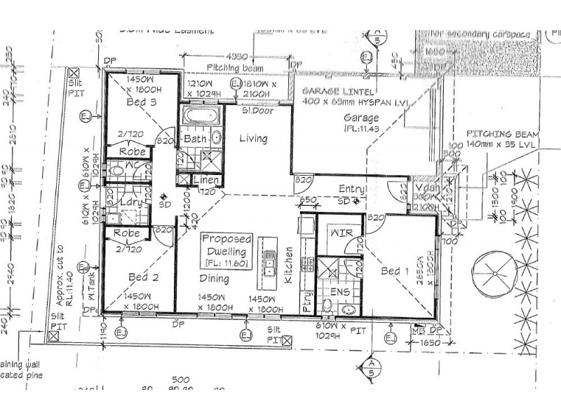 4 Penarie Place, Pakenham VIC 3810 Floorplan