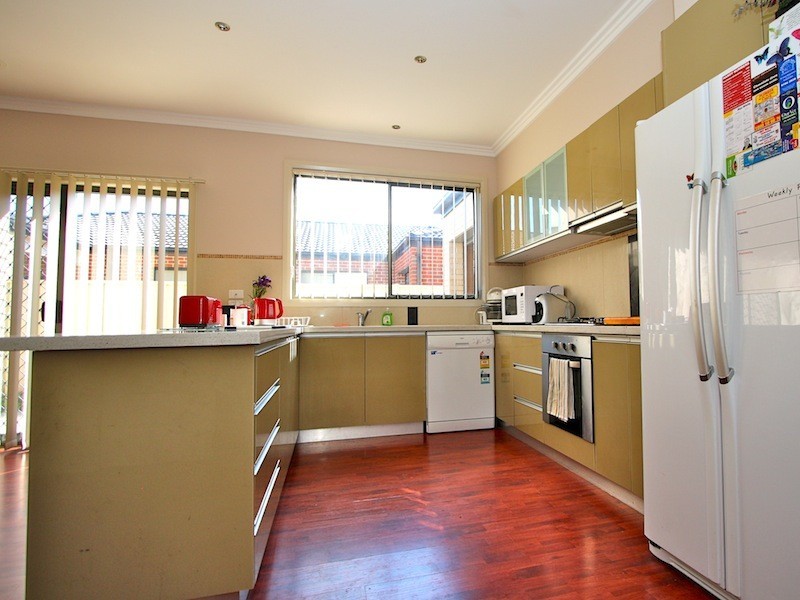 33 Salvia Avenue, Pakenham VIC 3810