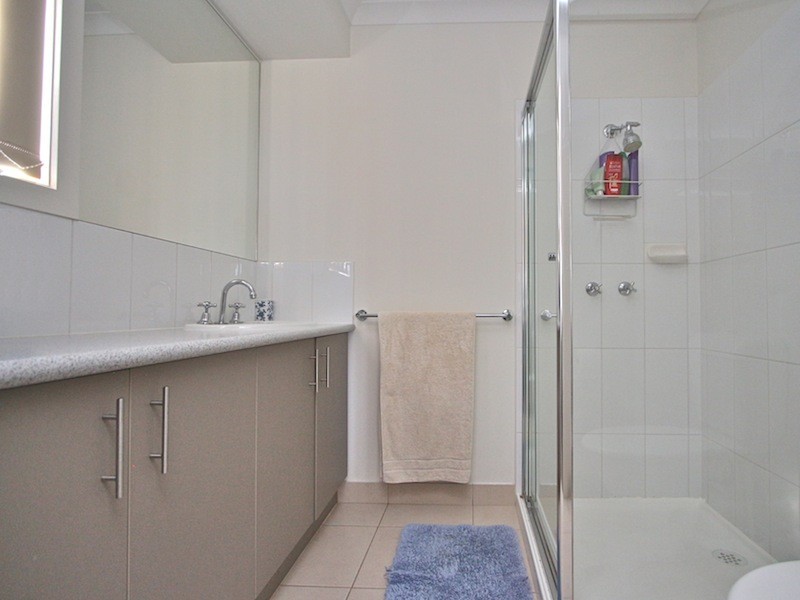 25 Syme Road, Pakenham VIC 3810