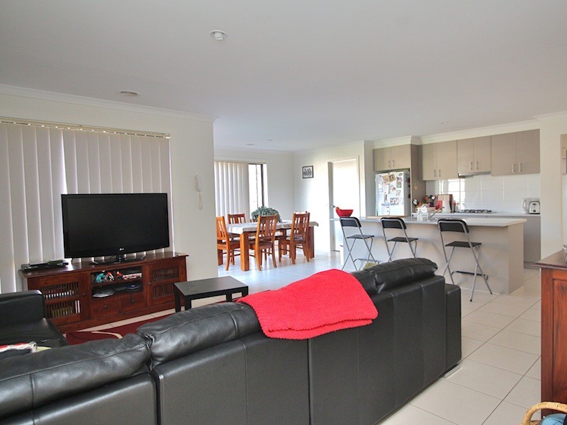 25 Syme Road, Pakenham VIC 3810