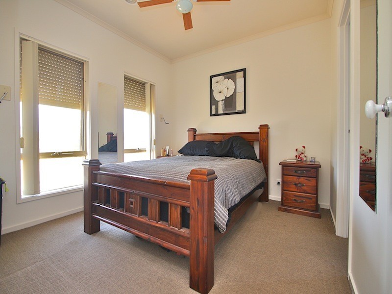 5/124 Ahern Road, Pakenham VIC 3810