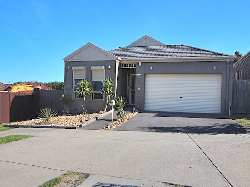 5/124 Ahern Road, Pakenham VIC 3810