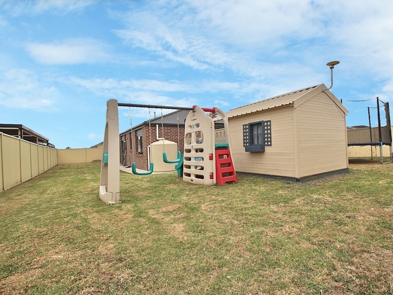 123 Blue Horizons Way, Pakenham VIC 3810