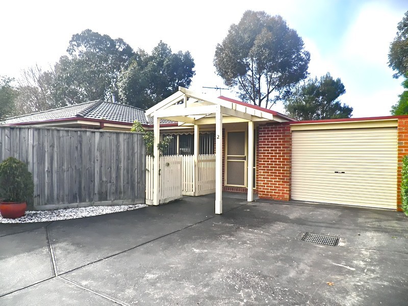 2/13A Templeton Crescent, Pakenham VIC 3810