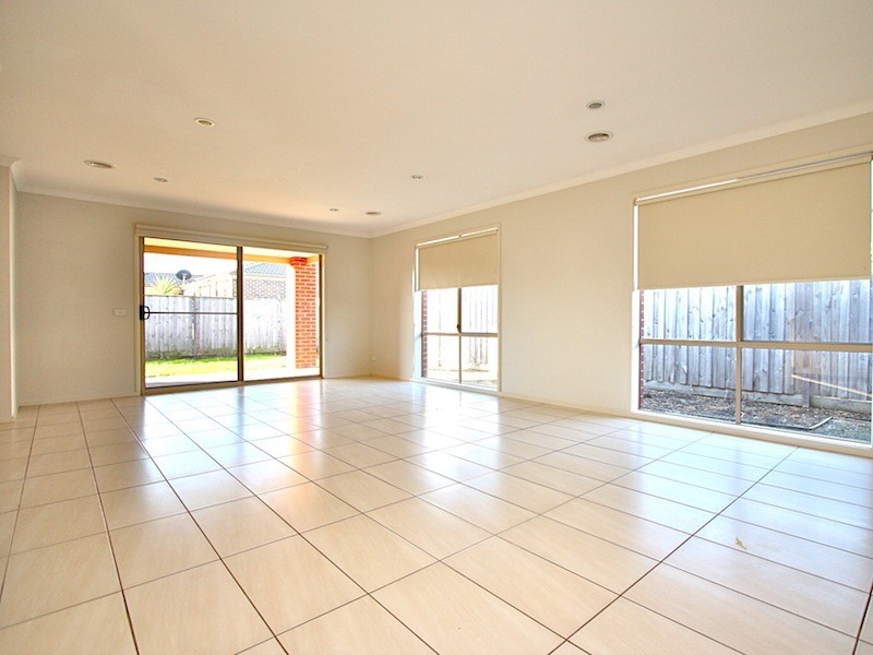 23 Elwood Avenue, Pakenham VIC 3810