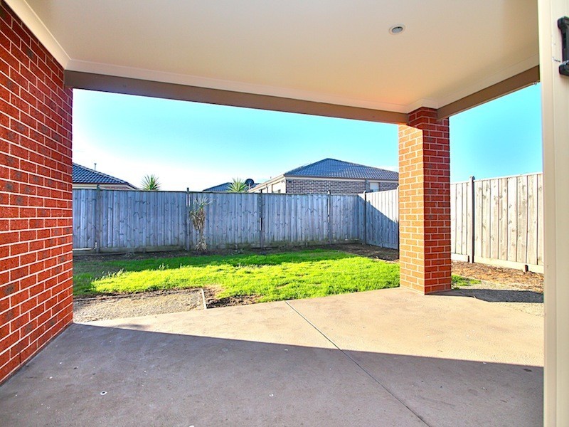 23 Elwood Avenue, Pakenham VIC 3810